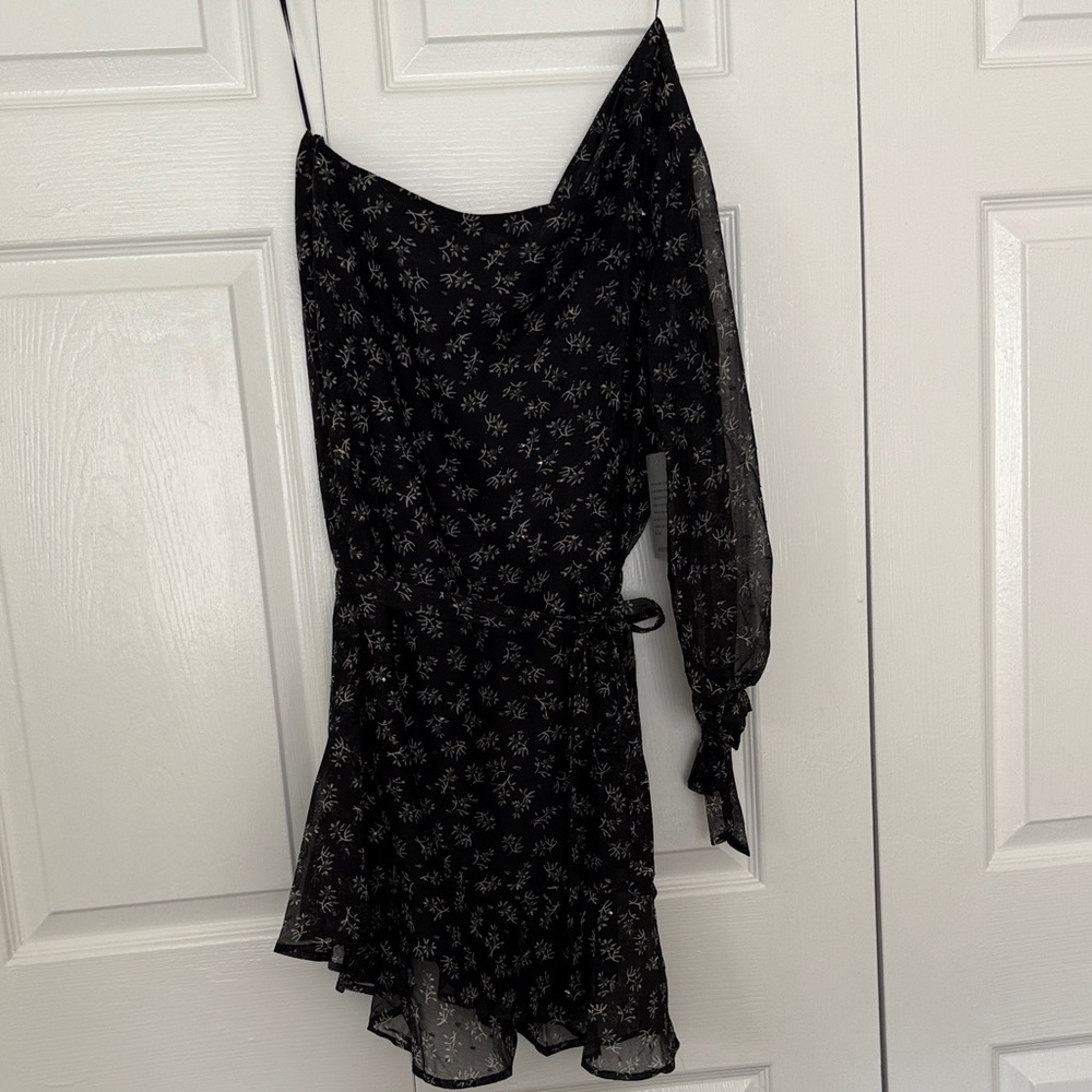 Collective Concepts Black Floral Long Sleeve Dress
